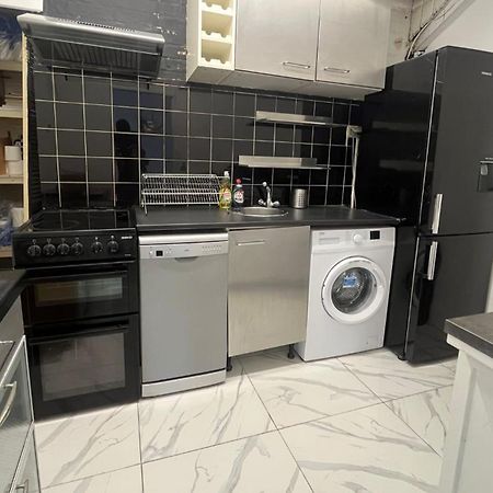Nifty 2 Bedroom Flat In Goswell Rd Λονδίνο Εξωτερικό φωτογραφία